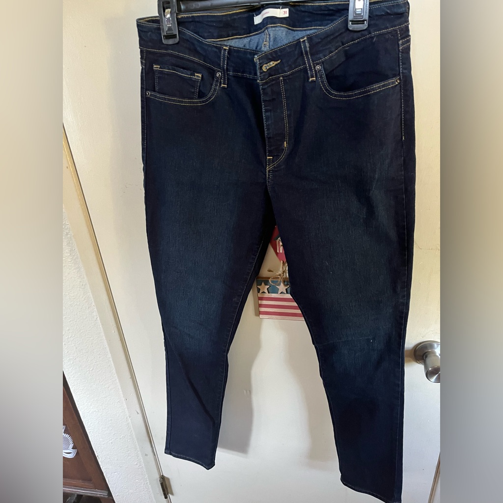 Levis 711 Skinny